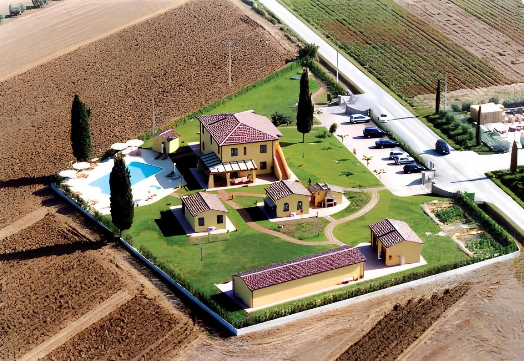 الشقق الفندقية كامبيليا ماريتيمافي  Podere Tre Cipressi المظهر الخارجي الصورة